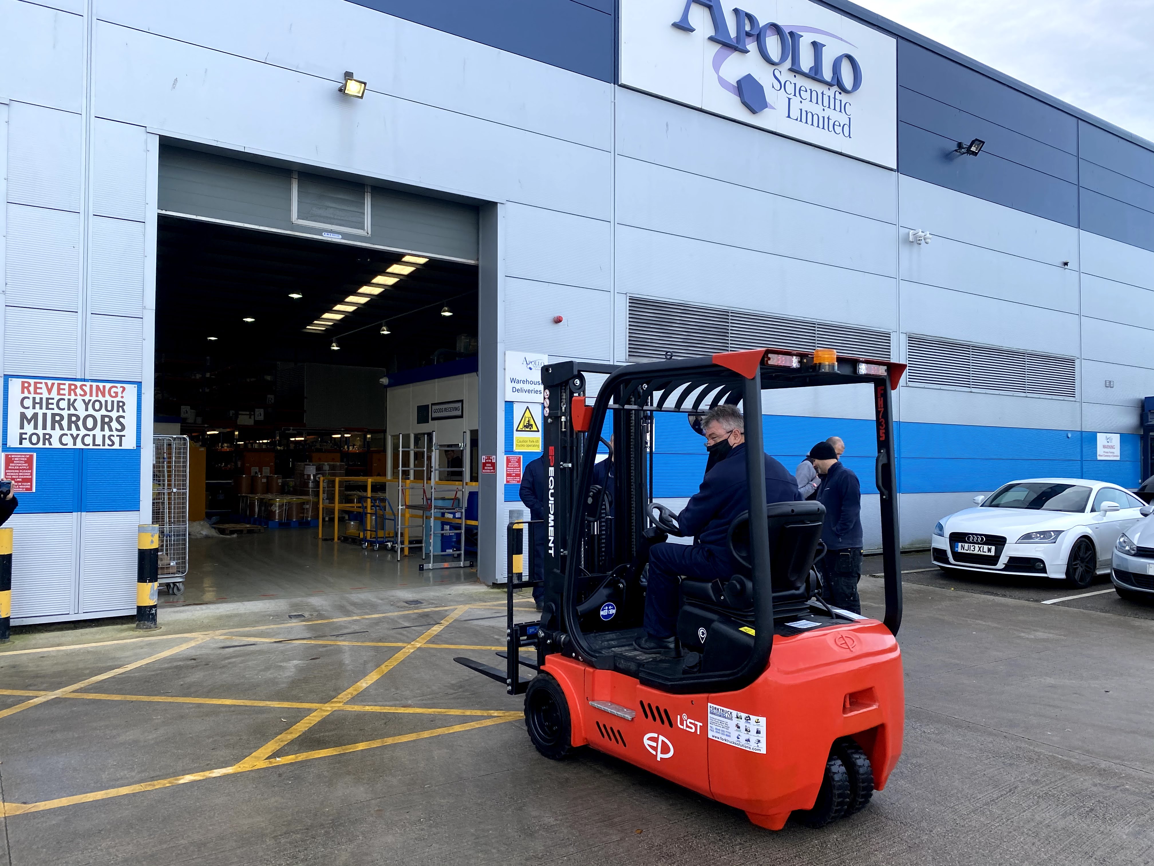 Apollo Scientific opt for the three-wheel lithium CPD20L2 counterbalance